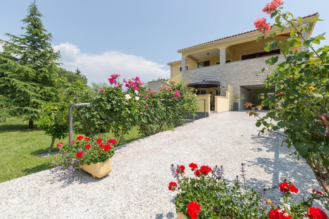 Kamp Romantik - Glamping Labin Kültér fotó